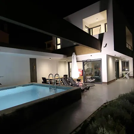 Neptunia - 4 Bedroom * Medulin