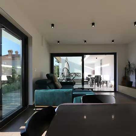 Neptunia - 4 Bedroom * Medulin