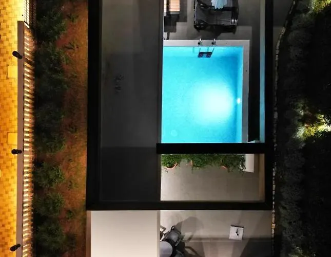 Vila Neptunia - 4 Bedroom *