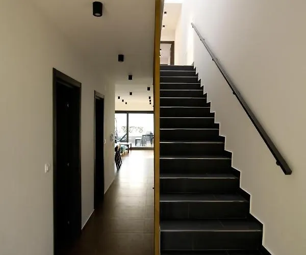 Neptunia - 4 Bedroom 빌라