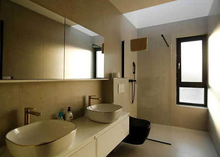 Neptunia - 4 Bedroom * Medulin